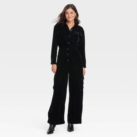 Open Box - Universal Thread - Women's Long Sleeve Velvet Cargo Jumpsu Black - Picture 1 of 3